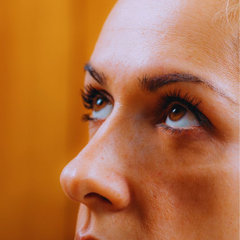 EMDR: Desensibilización y Reprocesamiento por Movimientos Oculares